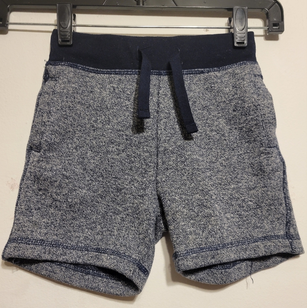 Sovereign Code Boy' Black & Gray Shorts Size 4
